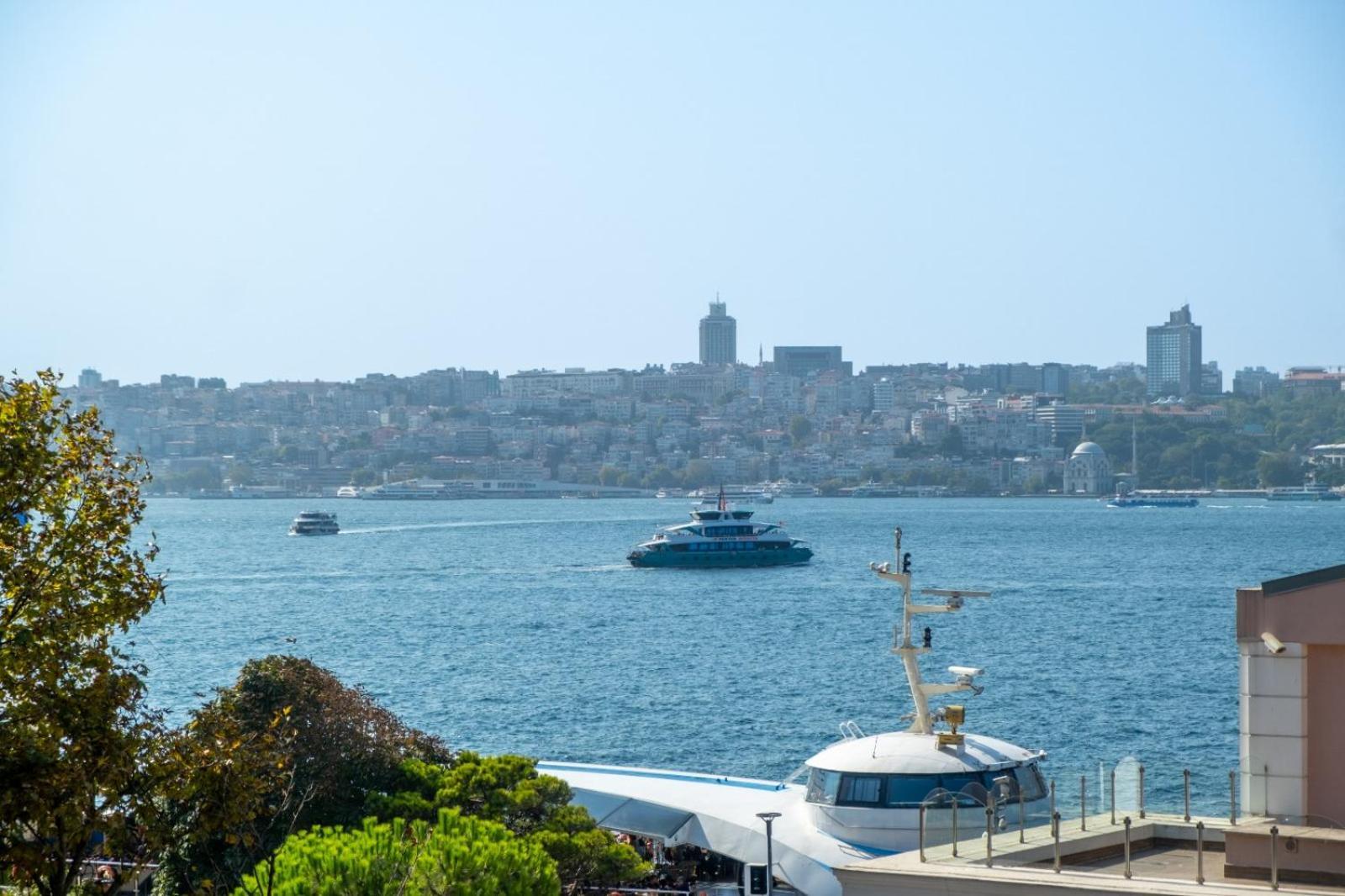 216 Bosphorus Suite Istanboel Buitenkant foto