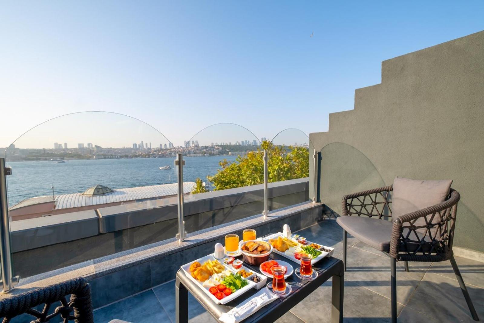 216 Bosphorus Suite Istanboel Buitenkant foto