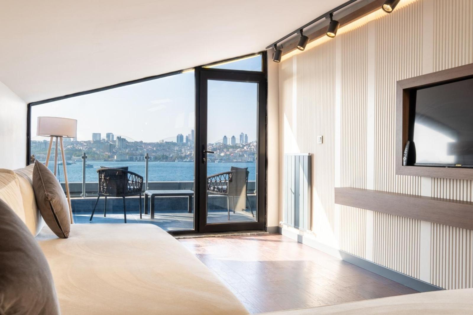 216 Bosphorus Suite Istanboel Buitenkant foto